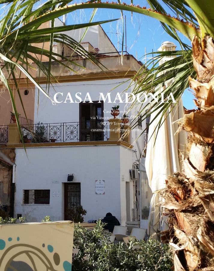 Апартаменти Casa Madonia Терразіні Екстер'єр фото